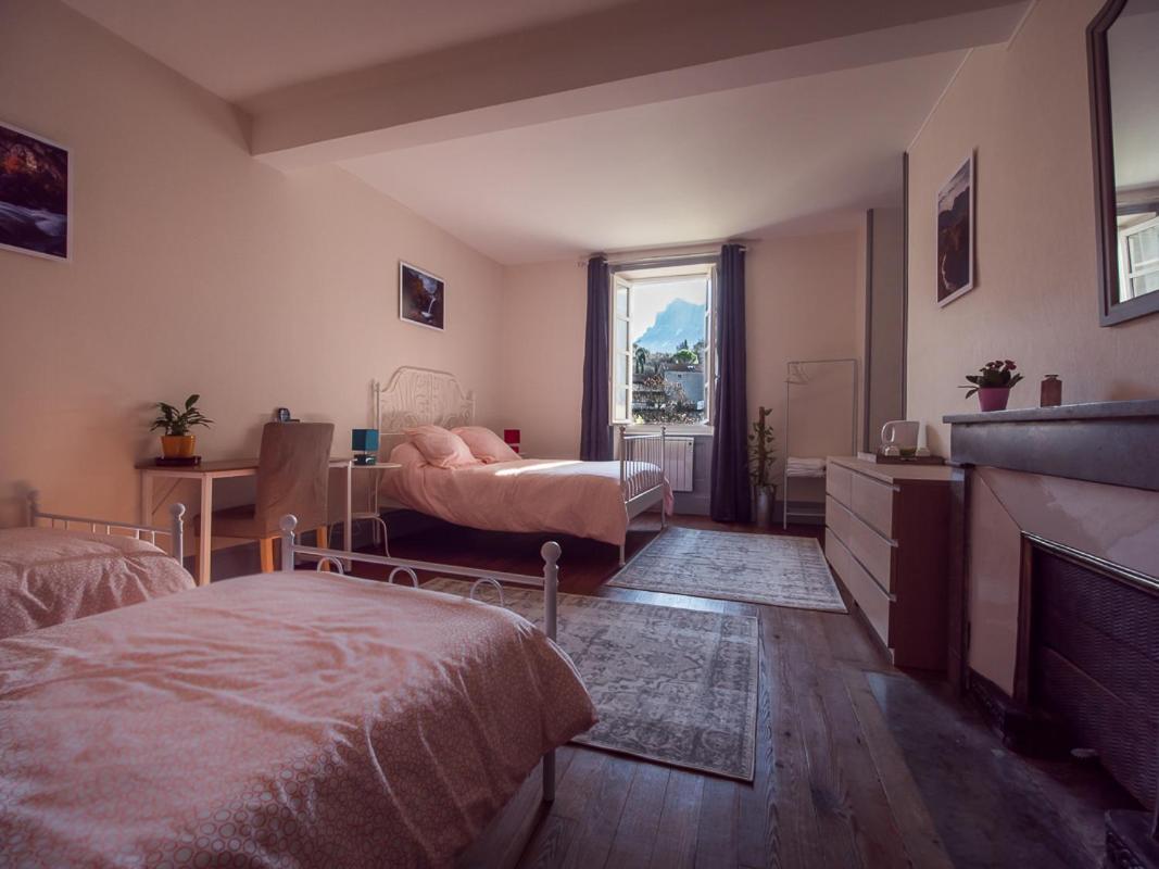 Chez Nathalie Et Etienne Bed & Breakfast Saillans  Bagian luar foto
